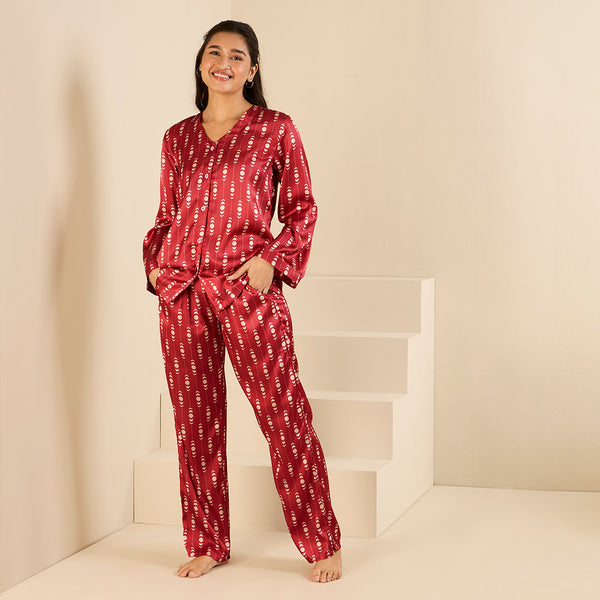 Scarlet Satin Relaxed Lounge Pyjama Set