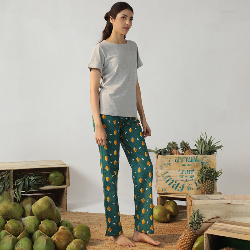 Nutty Retreat T-shirt & Cotton Pyjama for Women's