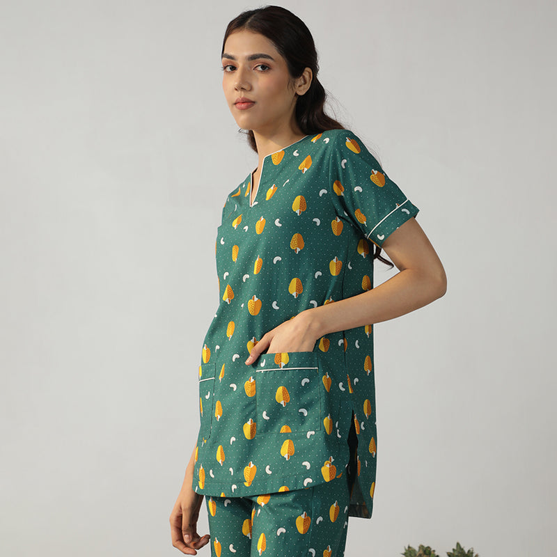 Nutty Retreat Cotton Dip-Neck Pyjama Set