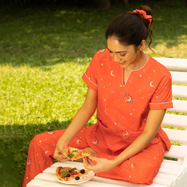 Cosmic Cotton Dip-Neck Pyjama Set