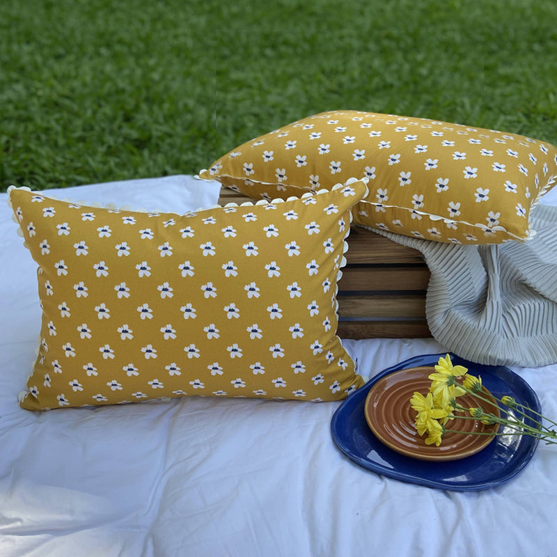 Dandelion - Bloom -Daisy  - Cushion- Woven printed fabric