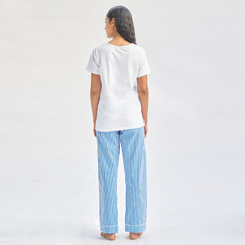 Floaty Sky Embroidered T-shirt & Cotton Pyjama For Women's