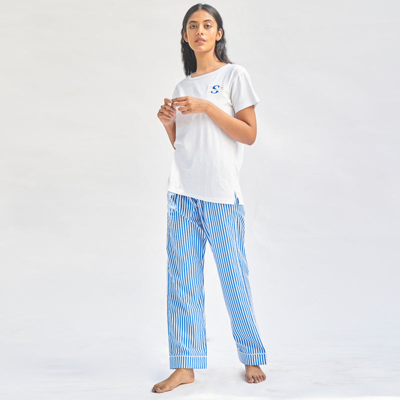 Floaty Sky Embroidered T-shirt & Cotton Pyjama For Women's