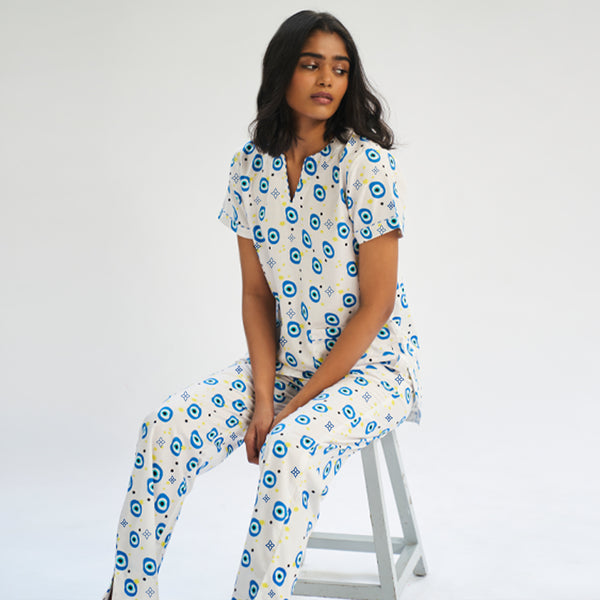 All Eyes on Me Cotton Dip-Neck Pyjama Set