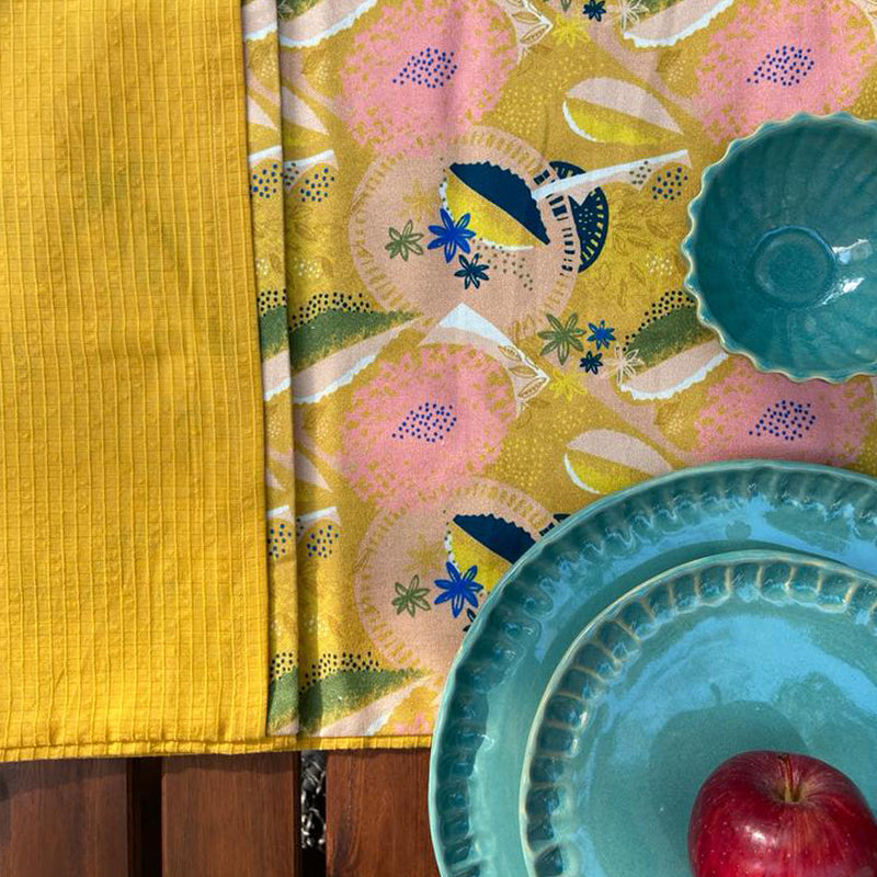 Dahlia Table Runner